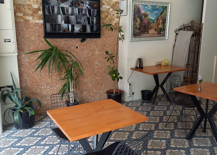 Отель Amara Old &