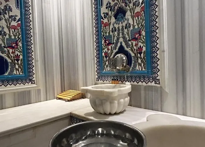 Amara Old & Отель 3*