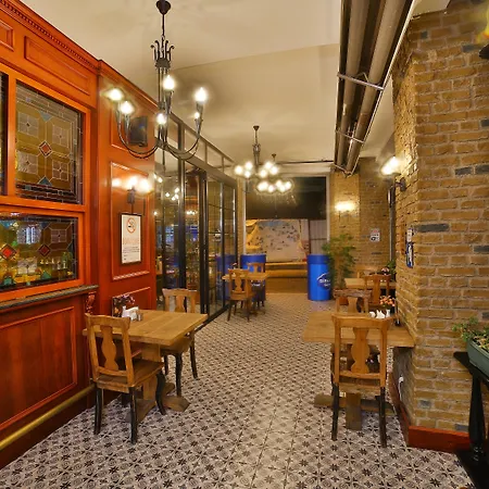 Amara Old & Istambul